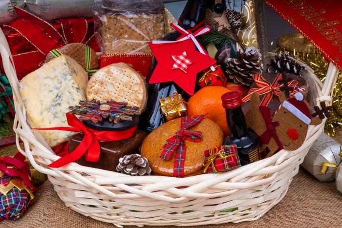 Family Christmas Traditions: Gift basket and crafts for seniors