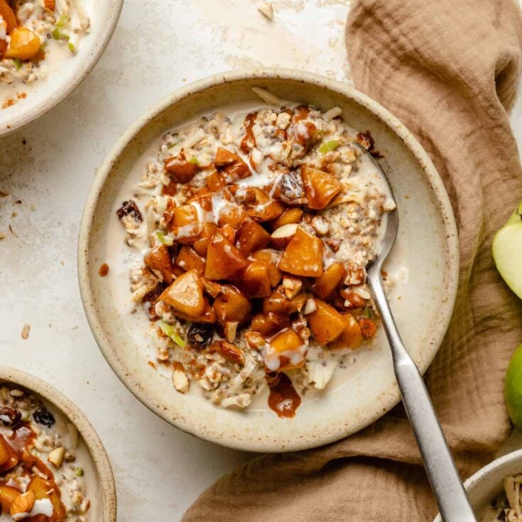 Image for Easy Apple Cinnamon Overnight Oats {tastes like apple pie}