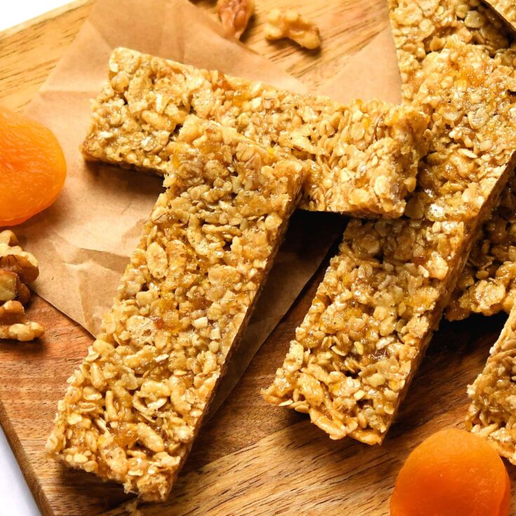 Image for Soft Granola Bars: Apricot and Walnut