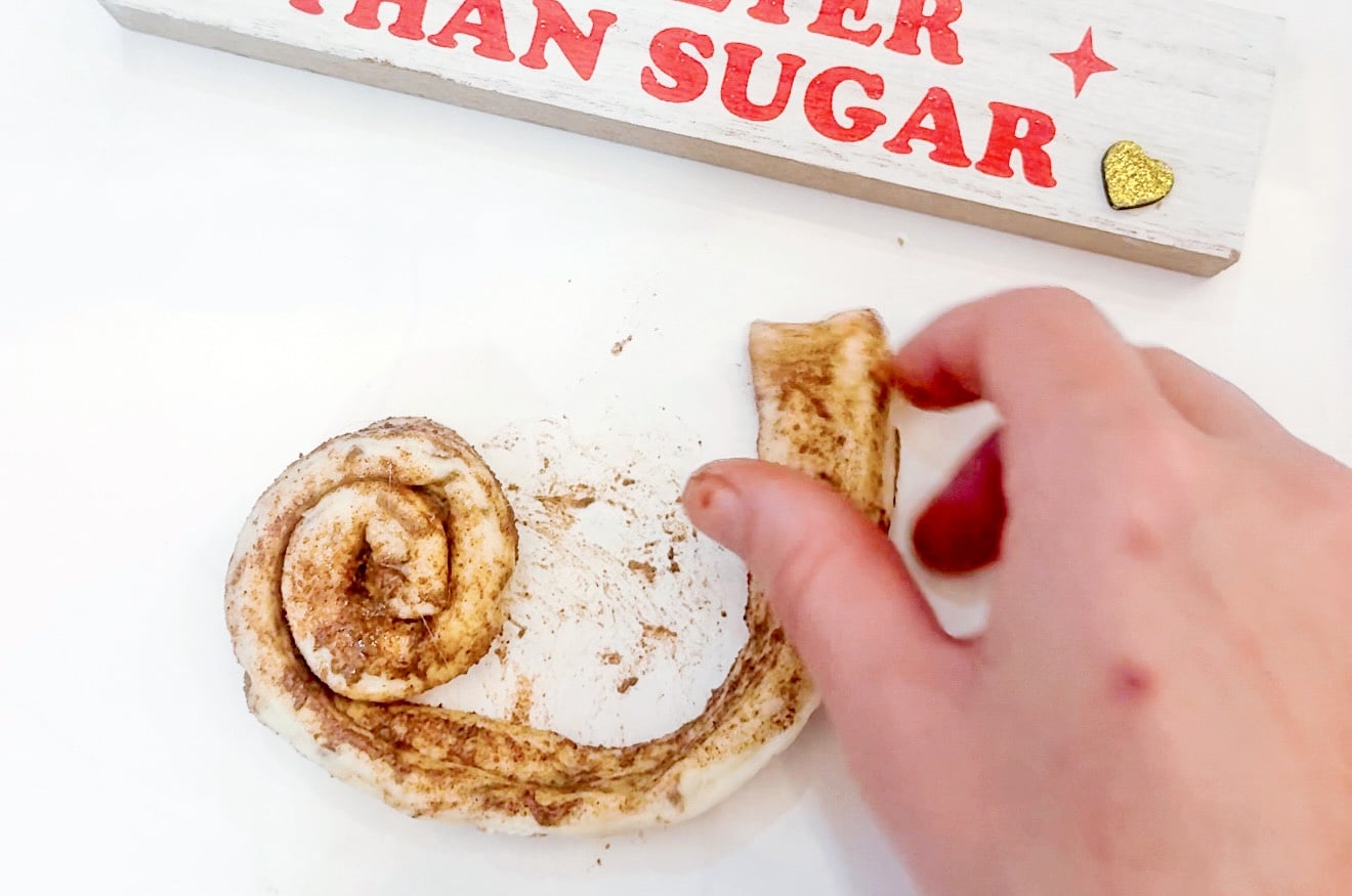 heart-shaped cinnamon rolls in process 1