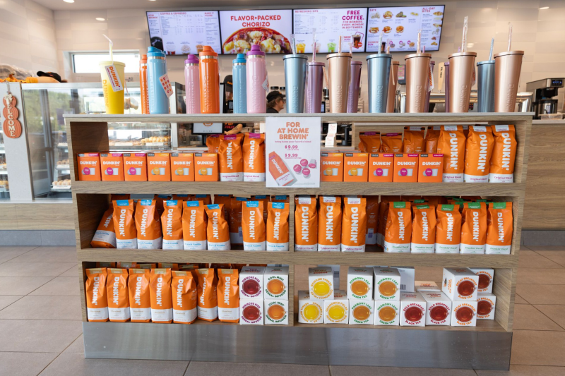 Dunkin returning to Canada